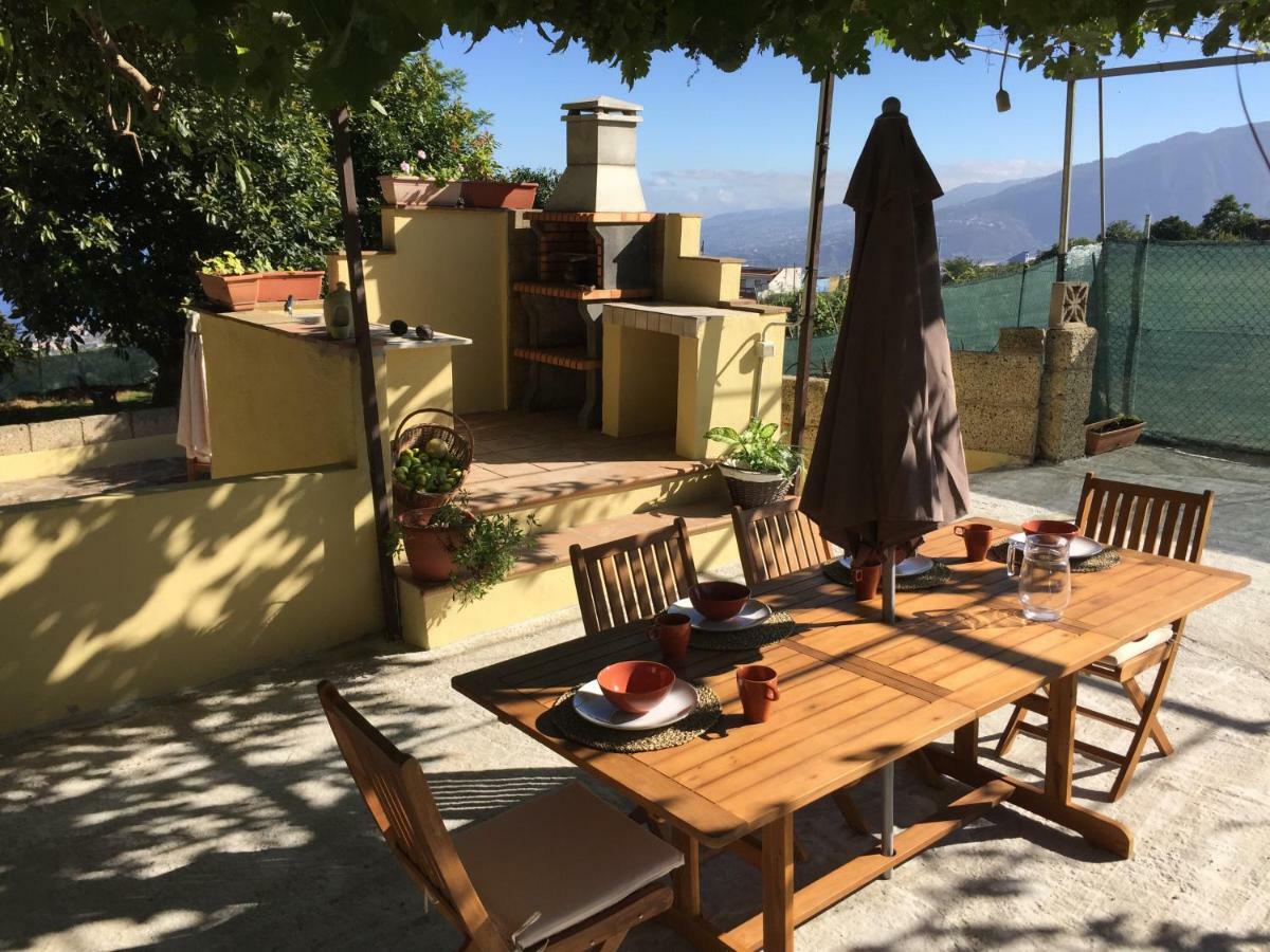 Casitas Las Uvas Y Las Vinas Los Realejos Luaran gambar
